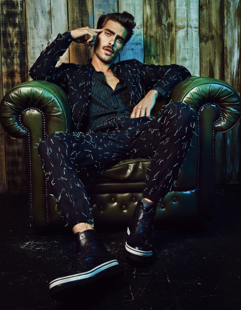 L’OFFICIEL AUSTRALIA HOMMES: Jon Kortajarena by Mike Ruiz – Image Amplified