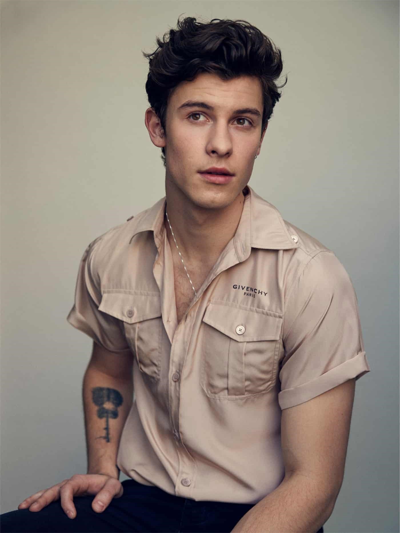 THE OBSERVER: Shawn Mendes by Alex Bramall – Image Amplified