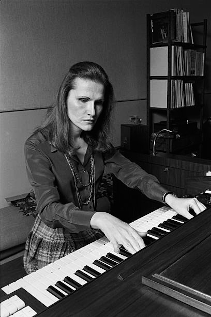 Wendy Carlos at work in her New York City recording studio, October, 1979. Photo Leonard M. DeLessio, Corbis via Getty Images1