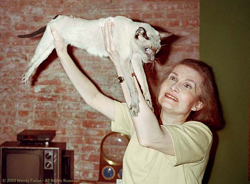 Wendy Carlos with her cat Subi, 2001. Photo Wendy Carlos